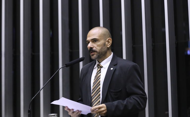 Homenagem ao Dia Mundial de Conscientização do Autismo. Dep. Sargento Portugal (PODE-RJ)