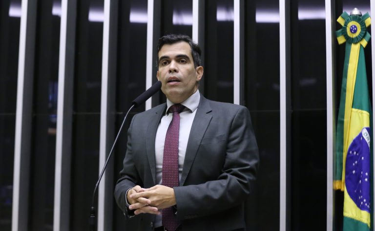 Discussão e votação de propostas legislativas. Dep. Ricardo Ayres (REPUBLICANOS - TO)