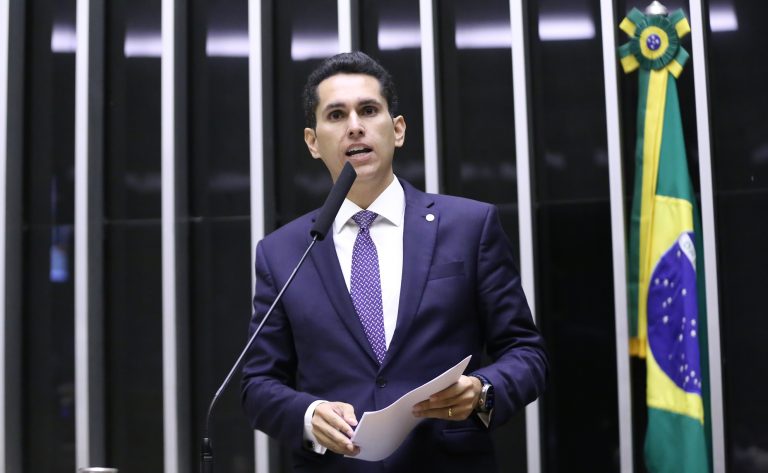 Discussão e votação de propostas legislativas. Dep. Domingos Neto (PSD - CE)