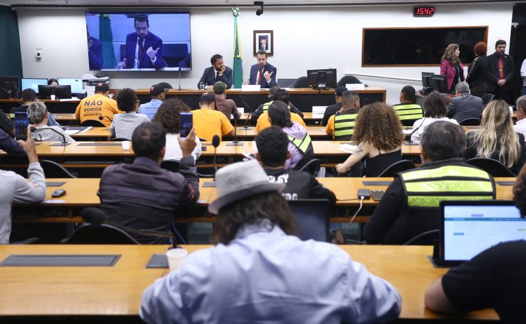Audiência Pública - A Realidade dos entregadores de aplicativo no Brasil