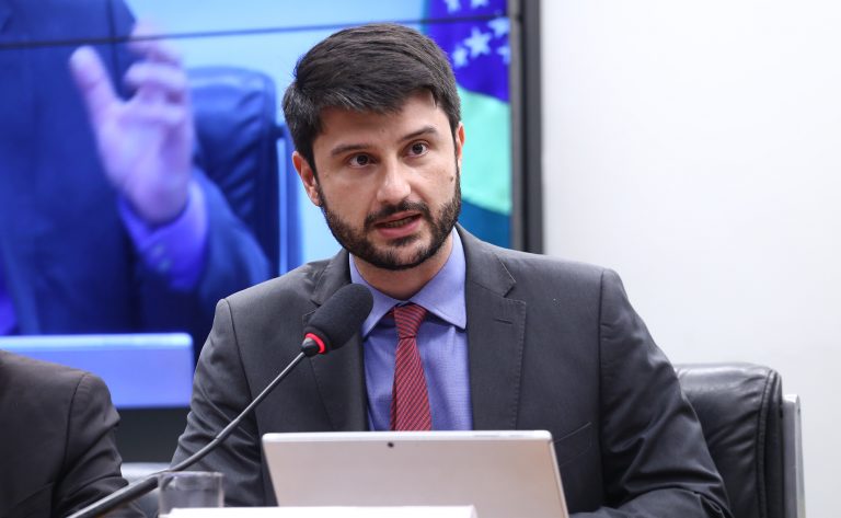 Audiência Pública - Alteração na Lei nº 9.250/1995: Opção de adoção do Modelo de Splitting Familiar ao Imposto de Renda de Pessoa Física (IRPF). Diretor Executivo - ONG Family Talks, Rodolfo Canônico