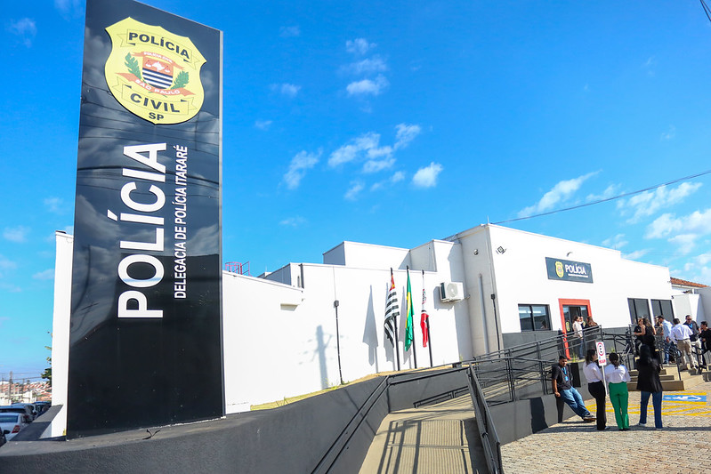 Visita à Delegacia de Polícia e Descerramento de Placa de Entrega de Obras de Reforma