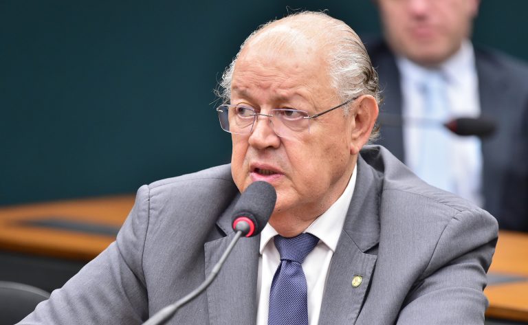 Audiência Pública - Impactos à economia brasileira frente ao aumento das taxações impostas pelo Governo dos Estados Unidos da América. Dep. Luiz Carlos Hauly (PODE - PR)