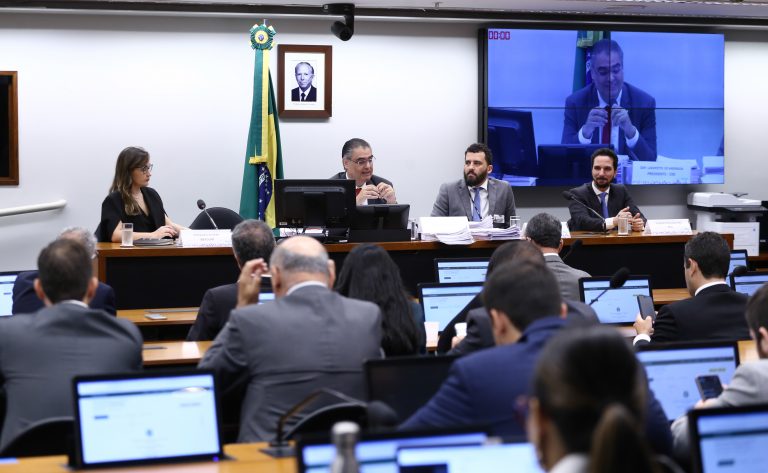 Audiência Pública - Fluxo reverso e os impactos na geração distribuída no sistema elétrico.