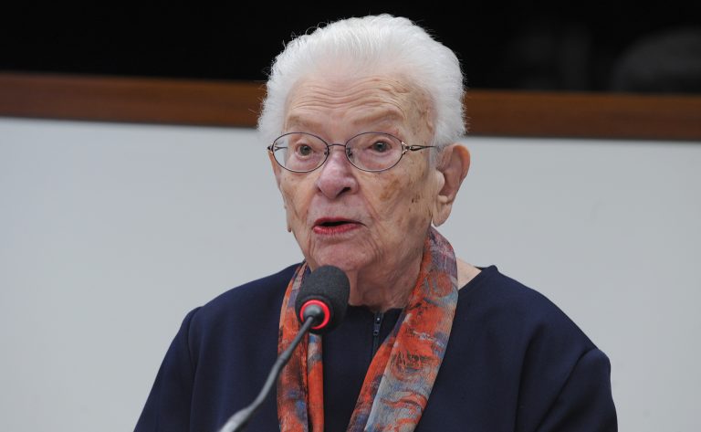 Audiência Pública - Gratuidade no transporte público. Dep. Luiza Erundina (PSOL - SP)