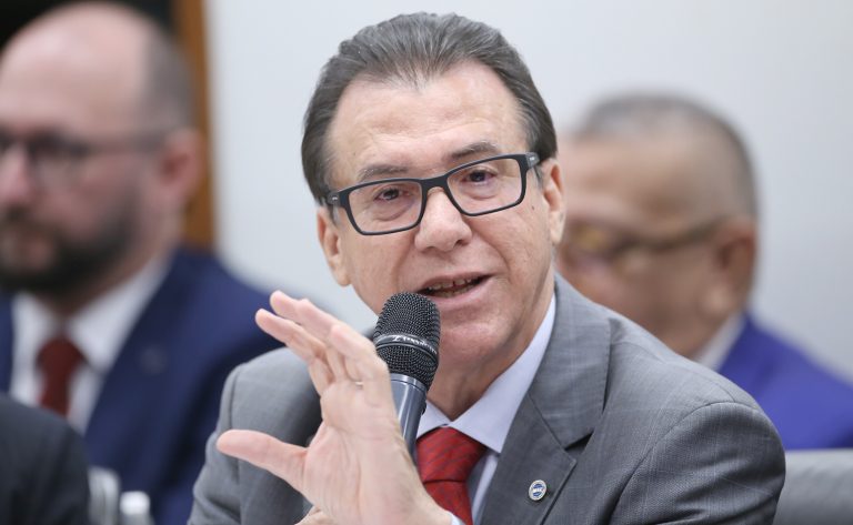 Plano de trabalho para o ano de 2025 e debate de temas ligados ao Ministério do Trabalho e Emprego. Ministro do Trabalho e Emprego, Luiz Marinho