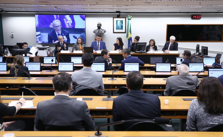 Audiência Pública - Acesso e qualidade na Educação Infantil - Objetivos 1 e 2 do Plano Nacional de Educação