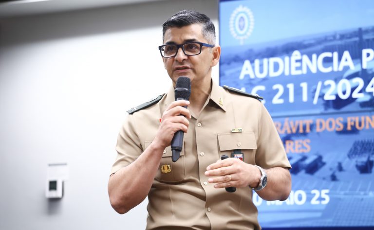 Audiência Pública - Fundos Militares de Defesa. Chefe - Exército Brasileiro - EB, Almyr Costa dos Santos