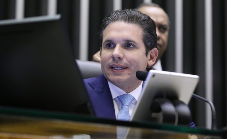 Discussão e Votação de Propostas Legislativas. Presidente da Câmara dos Deputados, Hugo Motta (REPUBLICANOS - PB)