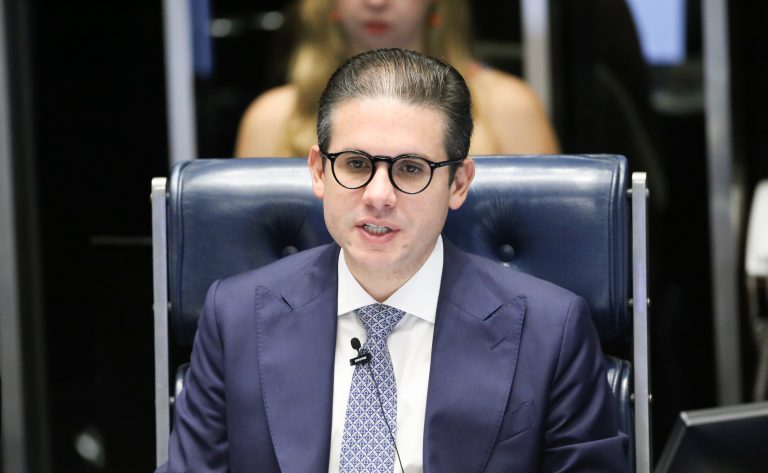 Celebração dos 107 anos da Igreja Evangélica Assembleia de Deus no Amazonas e os 32 anos da Rede Boas Novas. Presidente da Câmara dos Deputados, Hugo Motta (REPUBLICANOS - PB)