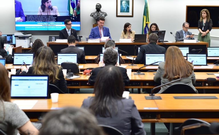 Audiência Pública Interativa - Educação especial na perspectiva da educação inclusiva e educação bilingue de surdos