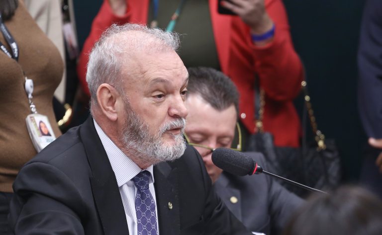 Debate sobre as estratégias para a consolidação das políticas públicas de saúde, com seus desafios e perspectivas. Dep. Geraldo Resende (PSDB - MS)