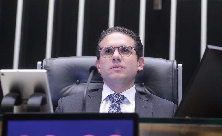 Discussão e Votação de Propostas Legislativas. Presidente da Câmara dos Deputados, Hugo Motta (REPUBLICANOS - PB)