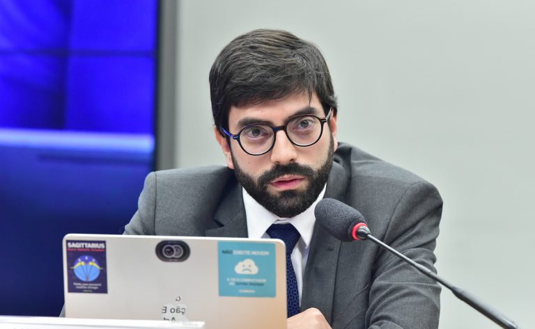 Audiência Pública - Proteção de direitos fundamentais e novas tecnologias. Líder do Comitê da IA Responsável e membro do Conselho Consultivo da Associação Brasileira de Inteligência Artificial - ABRIA - Associação Brasileira de Inteligência Artificial - ABRIA, Luis Fernando Prado