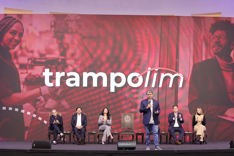 Lançamento do Programa Trampolim e Sanção do PL que institui o Programa Superação