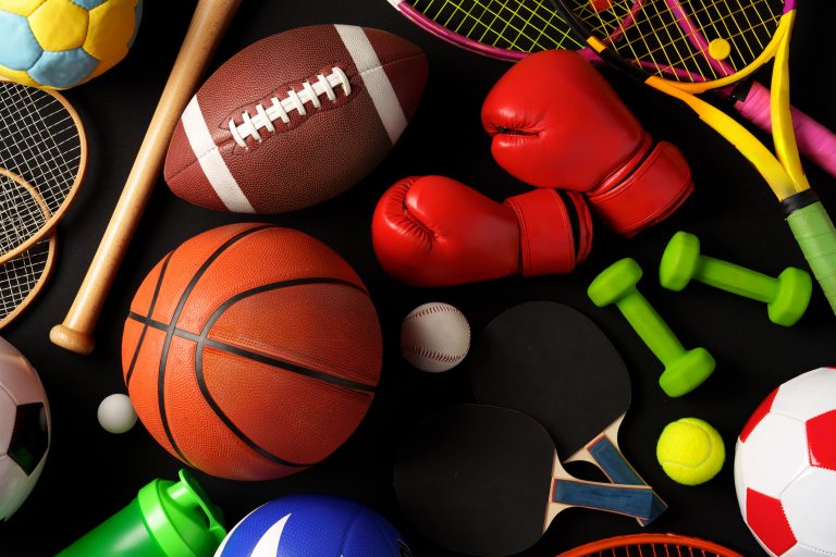 Equipamentos esportivos, materiais esportivos