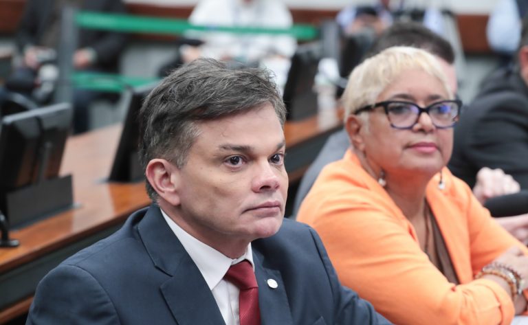 Audiência Pública - Esclarecimentos sobre organização, gestão e gastos públicos da COP 30. Dep. Dimas Gadelha (PT - RJ)