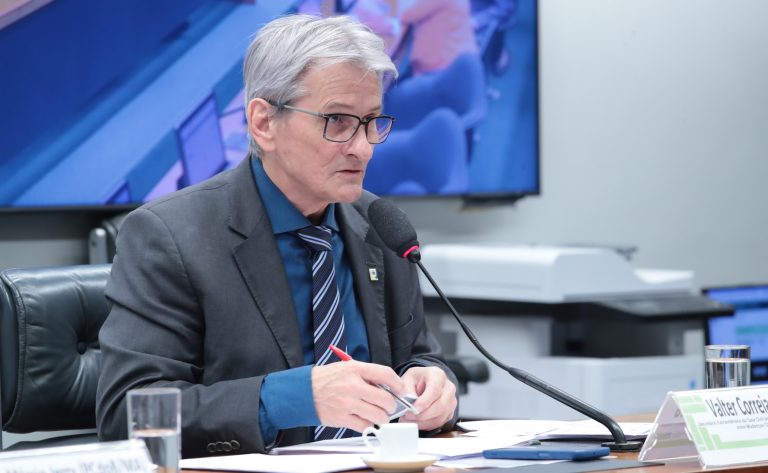 Audiência Pública - Esclarecimentos sobre organização, gestão e gastos públicos da COP 30. Secretário Extraordinário da Casa Civil para a Conferência das Nações Unidas sobre Mudanças Climáticas (COP30) - Casa Civil da Presidência da República, Valter Correia da Silva
