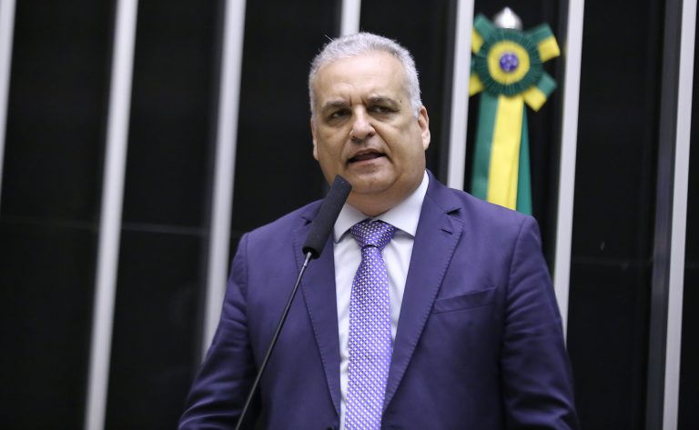 Proposições Remanescentes da Sessão Anterior. Dep. Alfredo Gaspar (UNIÃO-AL)