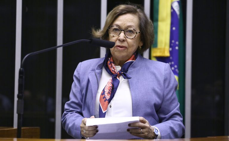 Solene em Homenagem aos 202 anos da Independência da Bahia. Dep. Lídice da Mata (PSB - BA)