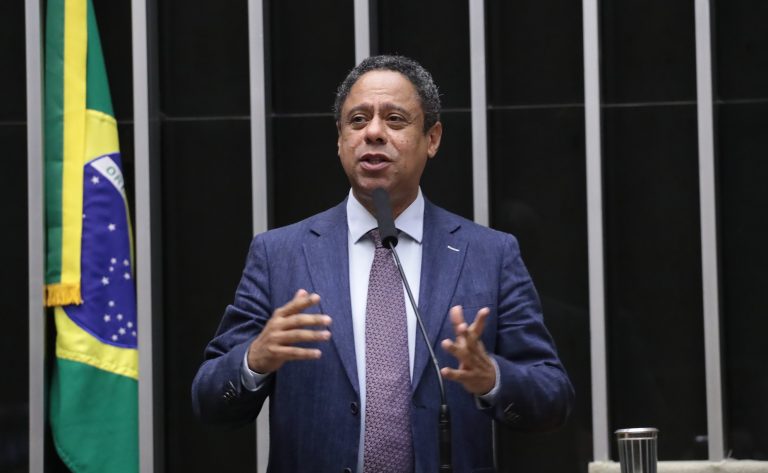 Discussão e Votação de Propostas Legislativas. Dep. Orlando Silva (PCdoB - SP)