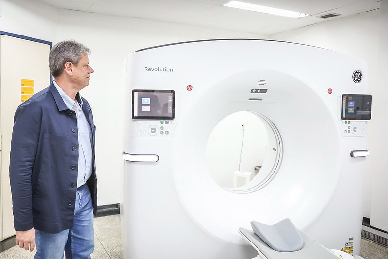 Visita ao novo equipamento de tomógrafo e aos leitos modernizados do Hospital Estadual Mário Covas e Reunião com Prefeitos