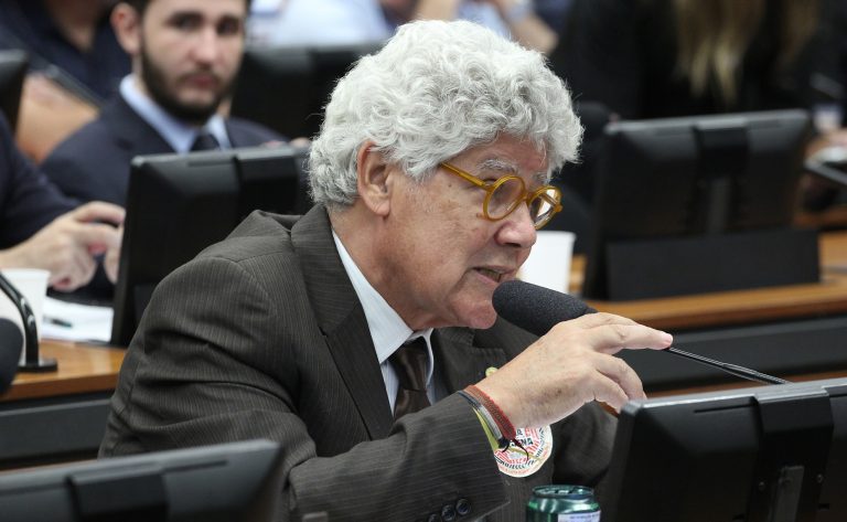 Discussão e votação de propostas legislativas. Dep. Chico Alencar (PSOL-RJ)