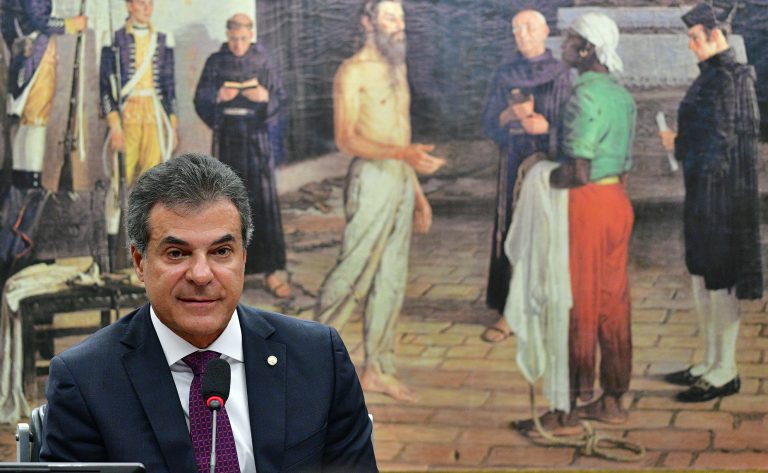 Instalação da comissão e eleição de presidente e vice-presidentes. Dep. Beto Richa (PSDB - PR)