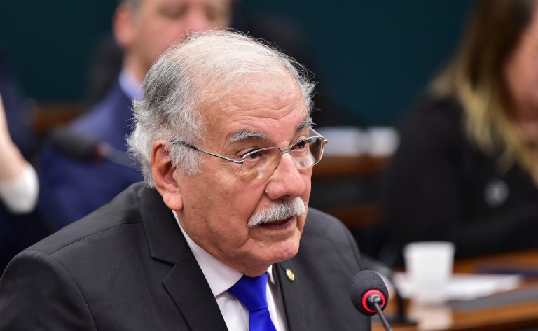 Audiência Pública - Benefícios do vinho à saúde. Dep. Dr. Luiz Ovando (PP-MS)