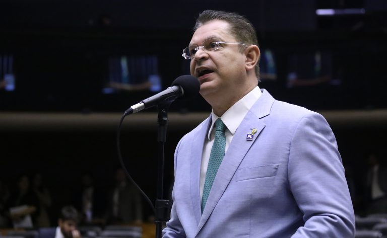 Discussão e Votação de Propostas Legislativas. Dep. Sóstenes Cavalcante (PL - RJ)