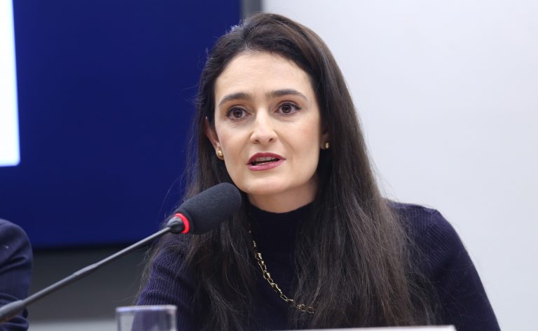 Audiência Pública - Discutir mecanismos de fortalecimento das Agências Reguladoras. Diretora-Presidente - Agência Nacional de Águas e Saneamento Básico - ANA, Veronica Sánchez da Cruz Rios.
