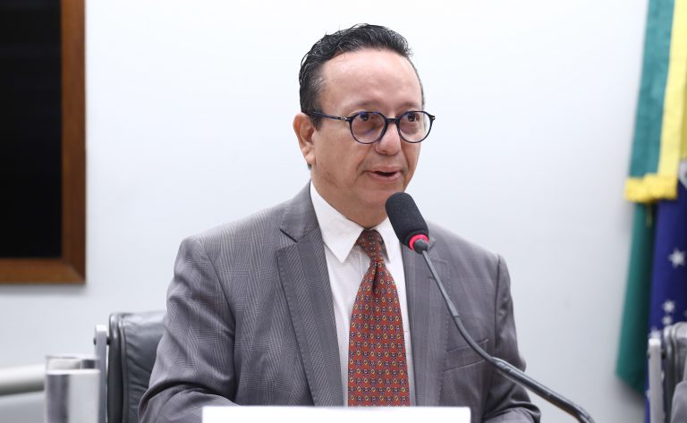 Audiência Pública - Os desafios e as oportunidades do uso da Inteligência Artificial (IA) na Administração Pública brasileira. Presidente - Metapolítica e Instituto Illuminante de Inovação Tecnológica e Impacto Social, Gilberto LIma Junior.