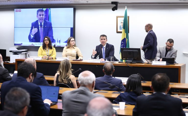 Audiência Pública Interativa - Qualidade e fiscalização dos suplementos alimentares comercializados no Brasil.