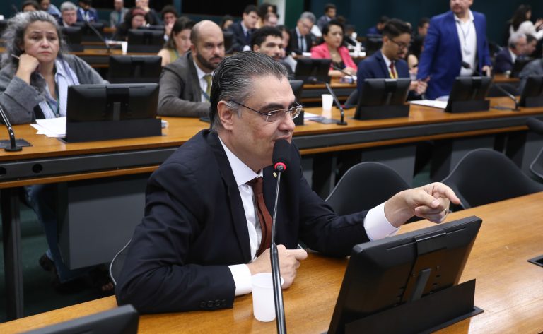Discussão e votação de proposta s legislativas. Dep. Lafayette de Andrada (REPUBLICANOS - MG)