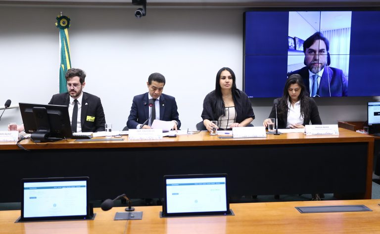 Audiência Pública - Quitação de parcelas futuras do FIES para estudantes adimplentes.