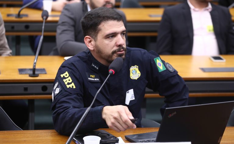 Audiência Pública - Proteção do consumidor contra a receptação de cargas roubadas. Coordenador de Áreas Especializadas de Combate ao Crime - Polícia Rodoviária Federal, Francisco Rodrigues.