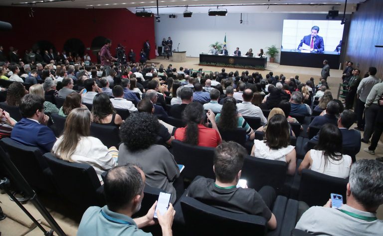 Apresentação da nova gestão da Câmara e da agenda do biênio 2025-2026.