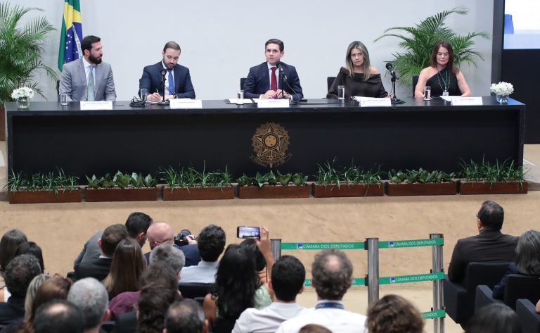 Apresentação da nova gestão da Câmara e da agenda do biênio 2025-2026.