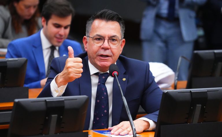 Audiência Pública - Atualização de tabela do Sistema Tributário Simples Nacional. Dep. Luiz Fernando Vampiro (MDB-SC)