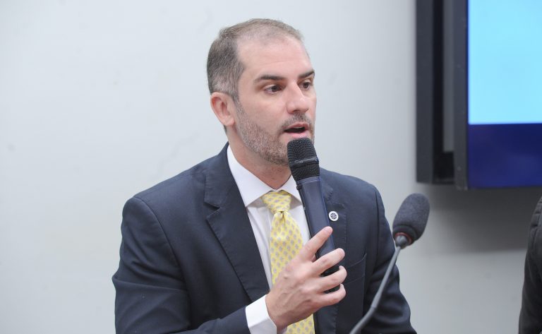 Audiência Pública - Aprimoramento da proposta de legislação sobre suplementos alimentares. Diretor da Segunda Diretoria - Anvisa, Daniel Meirelles Fernandes Pereira.