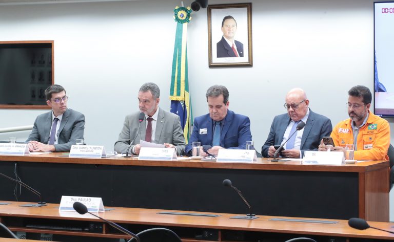 Audiência Pública - Qualidade e preço dos combustíveis comercializados no Brasil