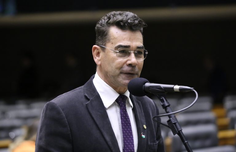 Discussão e Votação de Propostas Legislativas. Dep. Padre João (PT - MG)