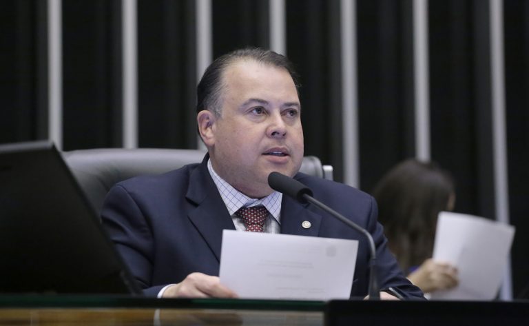 Homenagem ao Dia Internacional das Pessoas Idosas. Dep. Júlio Cesar Ribeiro (REPUBLICANOS - DF)