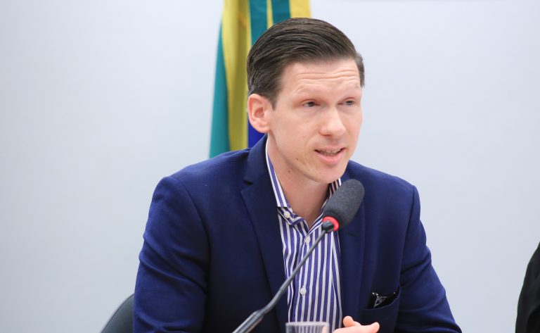 Audiência Pública - Proposta de Ratificação da Convenção 190 da OIT pelo Brasil - que visa eliminar a violência e o assédio no trabalho. Representante da Fundação Friedrich Ebert no Brasil - Fundação Friedrich Ebert no Brasil, Jan Souverein