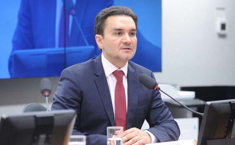 Audiência Pública - O potencial do turismo religioso na valorização cultural e no desenvolvimento local. Ministro de Estado e Presidente do Conselho Executivo da ONU Turismo - Ministério do Turismo, Celso Sabino