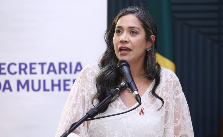 Ato Solene de Abertura da Campanha Outubro Rosa. Dep. Iza Arruda (MDB-PE)