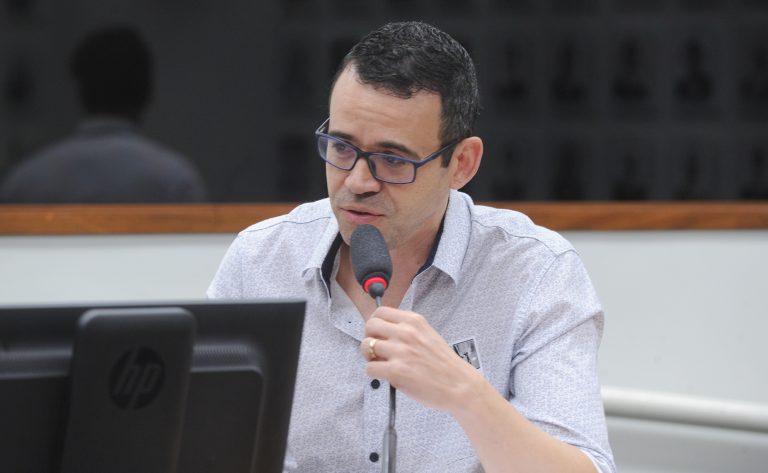 Audiência Pública - Sistema Penitenciário e atuação de organizações criminosas em presídios. Vice-Presidente do SINDIPOL-DF, Gustavo Alexim