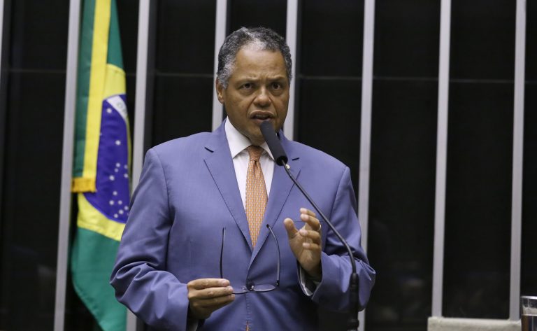 Discussão e votação de propostas legislativas. Dep. Antonio Brito (PSD-BA)