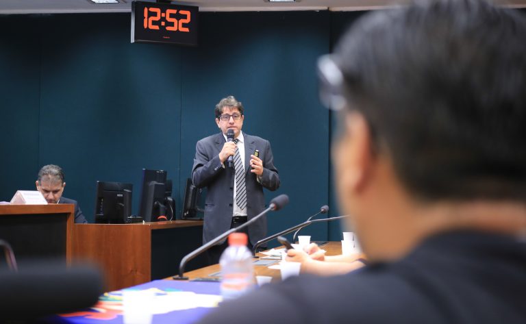 Audiência Pública - Projeto de Lei Complementar nº 89, de 2003, e seus apensados. Coordenador-Geral - Ministério da Previdência Social, Paulo Cesar Andrade Almeida