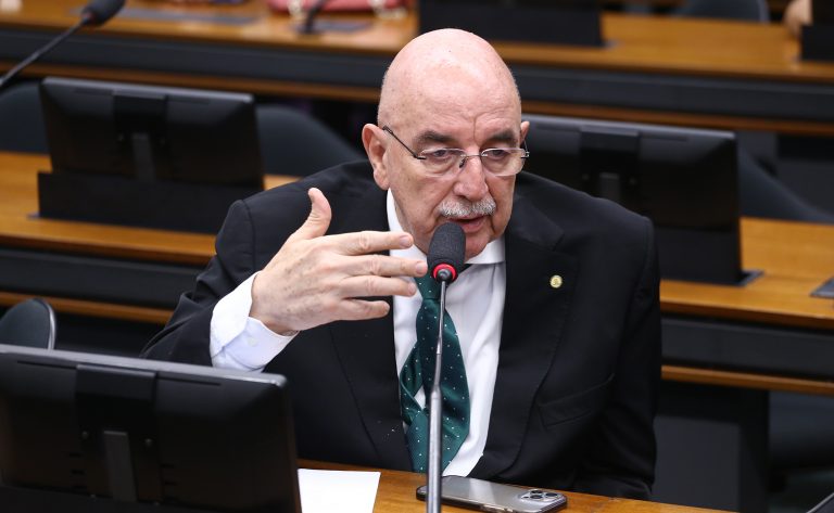 Audiência Pública - Reforma da Legislação Penal, Processual Penal e repressão aos crimes cibernéticos contra crianças e adolescentes. Dep. Osmar Terra (PL - RS)
